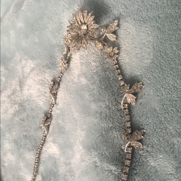 Vintage silver rhinestone necklace - Picture 8 of 8